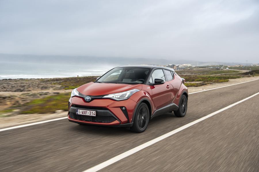 Toyota C-HR Hybrid 2019 года  (WW) (фото 91 из 174)